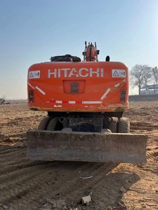 Excavatrice d'occasion Hitachi ZX350-5G puissante et robuste, modèles ZX270, ZX350, ZX210W, ZX200-3G, à prix avantageux - Product Image 3