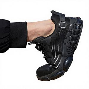 Botas de seguridad ligeras para hombre con puntera de acero suave, antipinchazos y antideslizantes, parte superior Flyknit, color negro/gris, para trabajo pesado. - Product Image 1