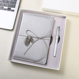 Customizede Nice Leather Pen Notebook Gift Set Promotional A5 Kawaii Diary Elastic Band Birthday Journal Gift Box With <b>Name</b> Card - Product Image 6