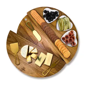 GL Wholesale Set de planches à fromage rondes en bois d'acacia Plateau de charcuterie Plateau de service avec couteaux et tasse en forme de cœur Vente en gros