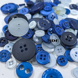 Boutons en résine de couleurs mélangées, tailles assorties, pour bricolage, artisanat, vêtements, décoratifs, pour cadeaux faits main, housses de coussin, embellissements - Product Image 3