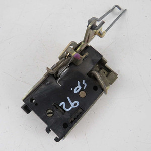 Serratura porta posteriore sinistra Peugeot 309 1985-1993 usata (46871) - Product Image 1