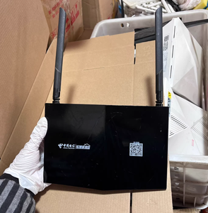 Haute qualité, haute vitesse, E8820 V2 1GE+3FE 4 JINGLAI ONU GPON Epon Télécommunications Version anglaise FTTH <span class=keywords><strong>Fibre</strong></span> optique <span class=keywords><strong>moins</strong></span> chère - Product Image 1