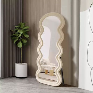 Espejo de Piso con Marco de Franela Ondulada de Terciopelo Colorido Contemporáneo Decoración Moderna para el Hogar con Forma de Onda para Sala de Estar o Dormitorio - Product Image 1