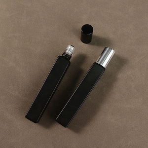 Botella de Vidrio Rectangular Negra de 10 ml con Rodillo, Acabado Mate, Envase con Rodillo para Aceites Esenciales para el Cuidado Personal - Product Image 6