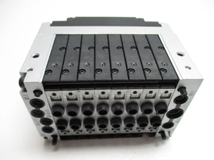 Nuevo controlador de programación PLC especial PAC de automatización industrial CPV-10-GE-DN-8 original, disponible en stock. - Product Image 2