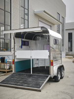 Nouvelle Conception Remorque à Chevaux 2HSL-S avec Porte-Foin, Boîte à Équipement, Chargement Direct pour 2 Chevaux