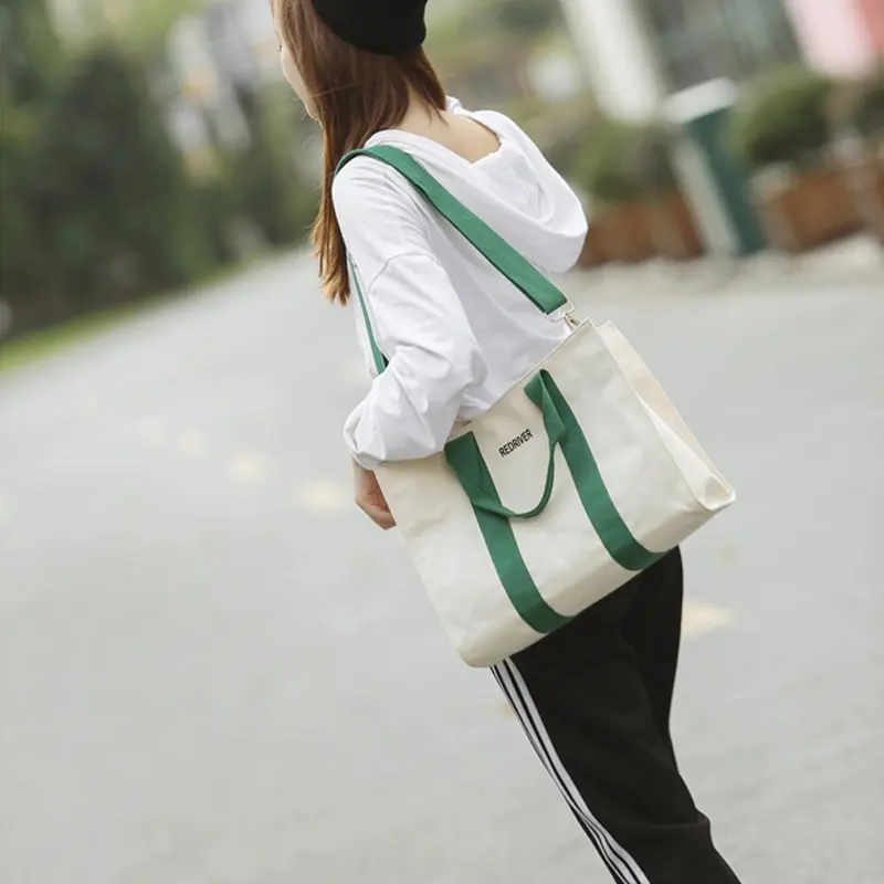 2023 New Originality Fashion Simple Square Small Cotton Canvas Cute Tote Bag with Adjustable Strap