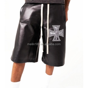 Shorts en cuir PU noir de haute qualité pour hommes, avec logo brodé personnalisé, taille élastique, pour le sport - Product Image 2