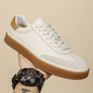 Baskets décontractées en cuir véritable pour hommes, baskets noires à lacets, tige respirante en cuir de vachette, semelle en caoutchouc pour la marche quotidienne - Product Image 4