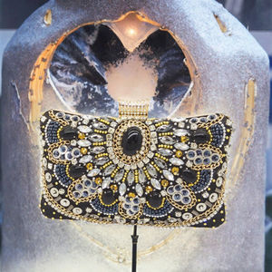 Bolso de Mano de Noche Personalizado para Mujer con Paneles de Moda, Diseño Cuadrado con Cuentas y Piedras - Product Image 3