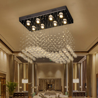 Luminaire décoratif de luxe personnalisé Lustre moderne en cristal pour le hall d'une villa ou d'un hôtel