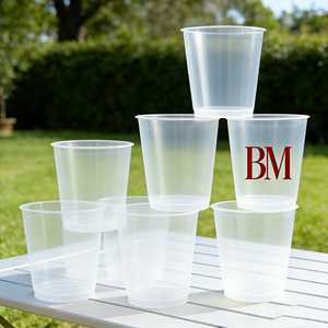 Gobelets en plastique personnalisés de 300 ml (9 oz), givrés, incassables, flexibles, étanches et réutilisables – Cadeaux de mariage modernes style romantique - Product Image 1