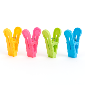 Clips <span class=keywords><strong>de</strong></span> serviette <span class=keywords><strong>de</strong></span> <span class=keywords><strong>plage</strong></span> <span class=keywords><strong>pour</strong></span> grande couleur OEM fil en plastique poignée douce Clip <span class=keywords><strong>de</strong></span> couette antidérapant solide - Product Image 3