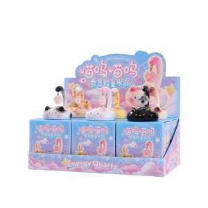 Caja Sorpresa de Resina con Figura de Gato Kawaii, Cristal Energético de Aromaterapia, Adorno de Escritorio, Regalo Decorativo - Product Image 2