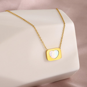 CAIOOCHE เครื่องประดับแฟชั่<span class=keywords><strong>น</strong></span>สแตนเลสสตีล <span class=keywords><strong>ป</strong></span>้องกันการหมอง ขายส่งเครื่องประดับผู้หญิง สร้อยคอจี้รู<span class=keywords><strong>ป</strong></span>หัวใจเรียบง่าย ชุบทอง ของขวัญ - Product Image 3