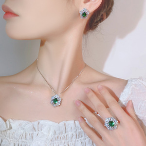 Glass Elegant Green Gemstone <b>Rings</b>-High-End Versatile Wholesale for Women - Product Image 2