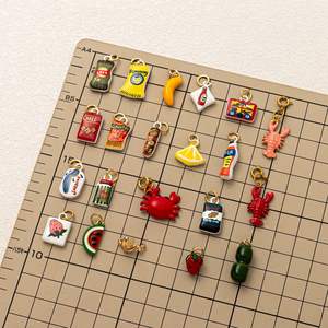 จี้ห้อยคอเคลือบสีมันวาว ทำจากสแตนเลสอย่างดี ลายซีรีส์ขนมขบเคี้ยวอังกฤษ Manna สำหรับตกแต่งสร้อยคอ - Product Image 2