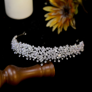 ASNORA Accesorios para el Cabello de Novia, Corona Romántica de Estrellas para Quinceañera, Tiara de Princesa para Cumpleaños, Diadema para Mujer, Banda para la Cabeza de Boda - Product Image 4