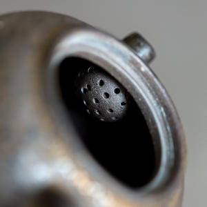 Théière en céramique d'argile rustique antique de style japonais fait à la main ancien service à thé Kung Fu en céramique minérale théière de brassage à pot unique - Product Image 4