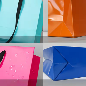 Bolsas de papel de arte coloridas con asas retorcidas, reciclables, estilo clásico para negocios y compras - Product Image 5