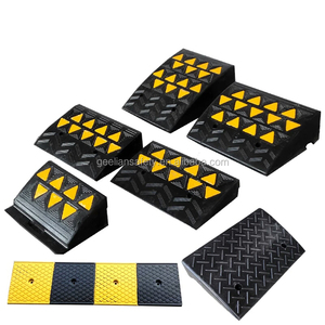 <span class=keywords><strong>Tapis</strong></span> de rampe de seuil de porte triangulaire de coussin d'étape de voiture électrique - Product Image 5