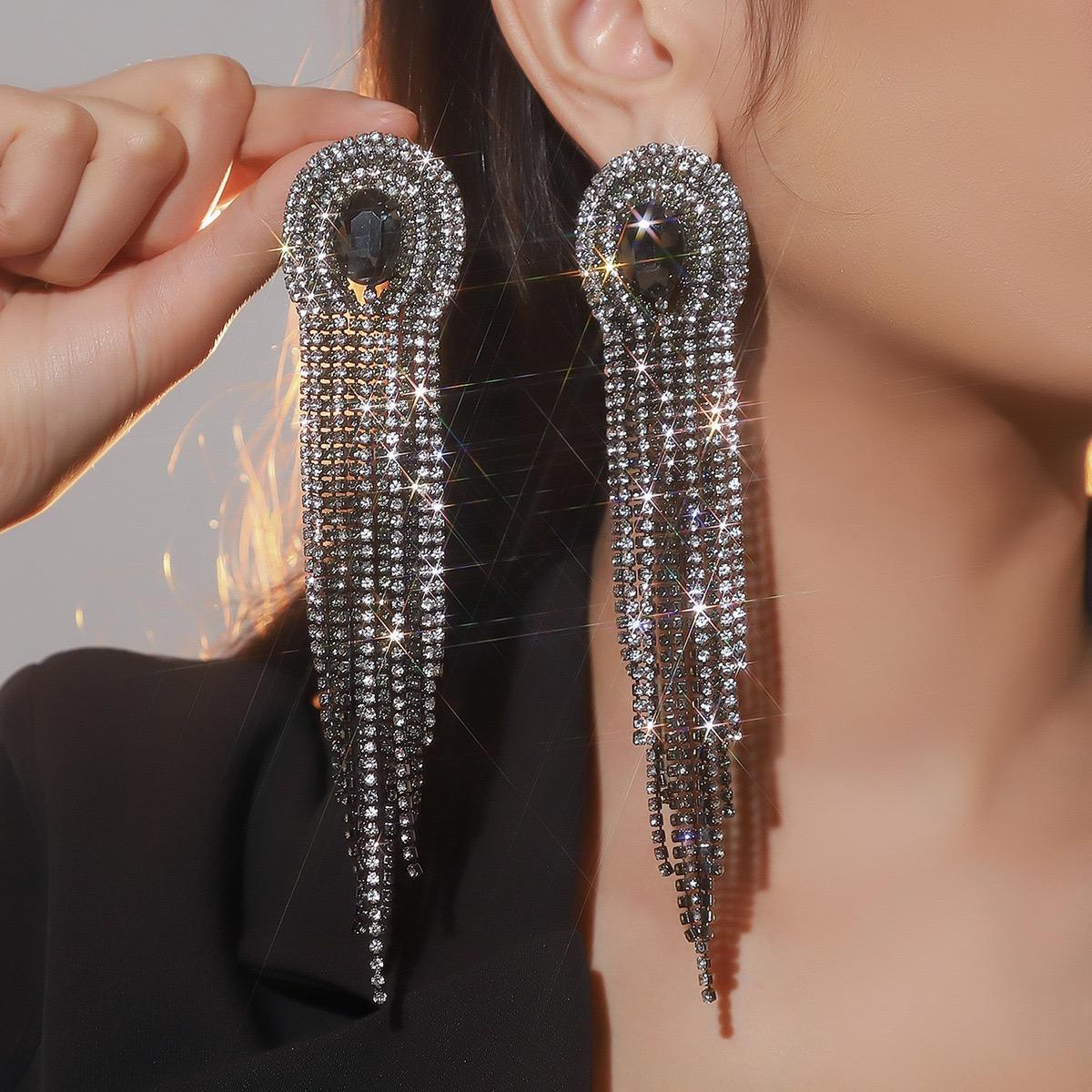 Black gray diamond long tassel style