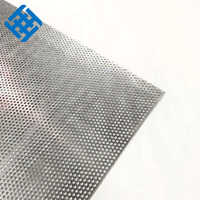 Petit poinçon de trou en acier inoxydable plaques perforées armure toile rouleau de treillis métallique en aluminium soudage services de coupe pour filtres