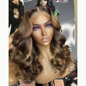 Parrucche Brasiliane all'Ingrosso in <span class=keywords><strong>Capelli</strong></span> Umani <span class=keywords><strong>Veri</strong></span> con Etichetta Privata, Colore Biondo Miele con Riflessi Marroni, <span class=keywords><strong>Parrucca</strong></span> Frontale in Pizzo HD per Donne - Product Image 4