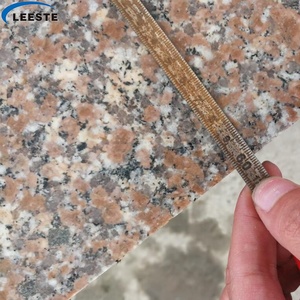 Chine <span class=keywords><strong>Pas</strong></span> <span class=keywords><strong>Cher</strong></span> Personnalisé Taille Michelle Rouge Gris Granit pour Carrelage Pavé comptoir de cuisine en granit Dalles - Product Image 5