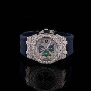 Montre-bracelet à mouvement hip-hop Moissanite Diamond Rubber pour hommes professionnels disponible au meilleur prix - Product Image 1