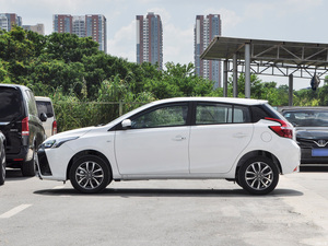 HATCHBACK voitures à <span class=keywords><strong>essence</strong></span> T.oyota Y.aris L 2022 1.5L CVT Luxury PLUS Edition voiture de bonne qualité et à bas <span class=keywords><strong>prix</strong></span> - Product Image 2