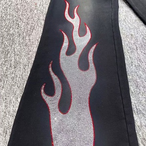 Pantalon de survêtement large personnalisé noir délavé à l'acide, 100 % coton French Terry de haute qualité pour homme, avec strass - Product Image 2