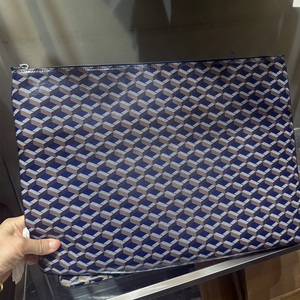 पुरुषों के फैशनेबल असली चमड़े के लैपटॉप हैंडबैग डिजाइनर क्लच ब्रीफकेस लैपटॉप टैबलेट बैग वैनिटी मैसेंजर बैग वैनिटी मैसेंजर बैग - Product Image 1