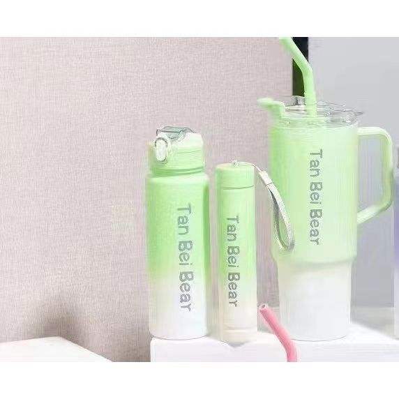 สีเขียว