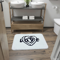 Design personnalisé antidérapant tufté motif jacquard tapis de bain en microfibre lavable en machine tapis géométrique alphabet pour la maison salle de bain