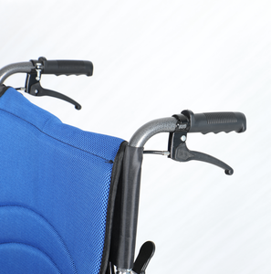 Sedia a Rotelle Manuale Economica in Acciaio e Lega di Alluminio Certificata CE Leggera e <span class=keywords><strong>Portatile</strong></span> per Disabili e Anziani Riabilitazione - Product Image 4