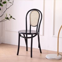 Chaise de salle à manger en bois courbé de conception traditionnelle, empilable, ergonomique, légère, pour hôtel et usage domestique, fabriquée directement par le fabricant