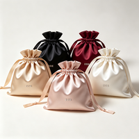 Pochette en satin de luxe avec cordon de serrage, logo personnalisé, sac cadeau soyeux de qualité supérieure, emballage pour bijoux, cosmétiques, boutique, mariage, cadeaux en vrac