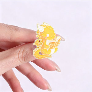Set Pin Enamel Naga Bercita-cita Buku, Bros Naga Kuning Sedang Membaca untuk Dekorasi Pemakaian Sehari-hari - Product Image 2