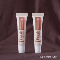 Tube d'emballage cosmétique en plastique personnalisé l pour brillant à lèvres multicolore soin des lèvres aux peptides liquides crème liquide populaire pour les yeux