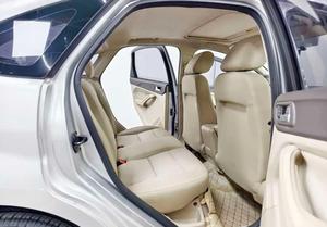 <span class=keywords><strong>Ford</strong></span> <span class=keywords><strong>Focus</strong></span> 2013 <span class=keywords><strong>Berlina</strong></span> Usata di Alta Qualità, Classica 1.8L Automatica Edizione Anniversario Milionario - Product Image 6