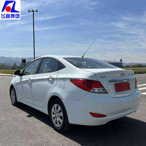 Hyundai Reina Berlina 4 Porte 5 Posti 1.4L Manuale Lusso <span class=keywords><strong>GLS</strong></span> 2WD Auto Compatta in Stock Vendite Calde per l'Esportazione - Product Image 3