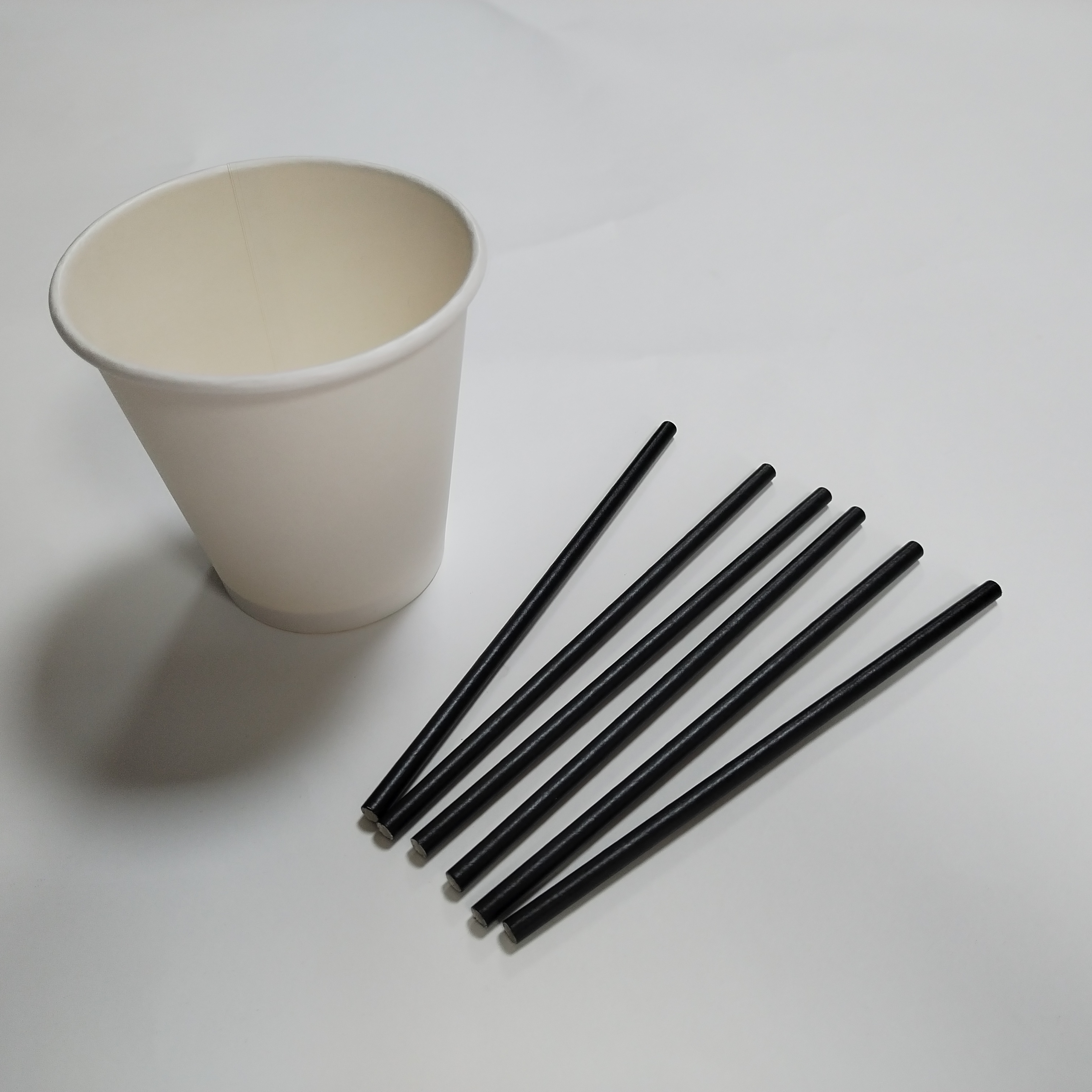 Customized 5x145mm Cocktail Biodegradable Small Diameter Short Length Stronger Disposable Solid Black Paper Straws