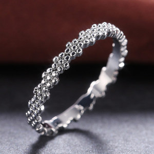 Anello Daisy per Donna, Elegante Accessorio Floreale per Feste e Matrimoni, Regalo di Moda - Product Image 3