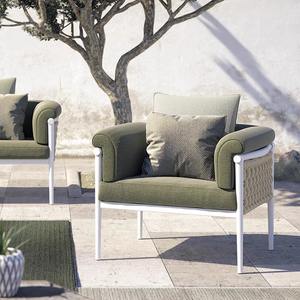 Sofá de Jardín de Tres Plazas con Estructura de Aleación de Aluminio, Resistente a los Rayos UV, Mimbre de Polietileno, Muebles de Exterior Impermeables - Product Image 5