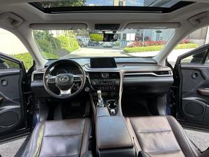 <span class=keywords><strong>Lexus</strong></span> <span class=keywords><strong>RX300</strong></span> 2.0T FWD d'occasion 2018, transmission automatique, sièges en cuir, caméra de recul, DRCC, feux LED, SUV de luxe de taille moyenne fiable - Product Image 3