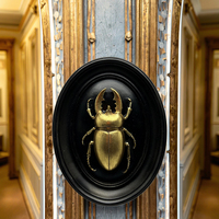 Sculpture murale ovale noire antique écologique Art Déco Araignée dorée Scorpion Coccinelle Vintage Ornement en résine Décoration murale suspendue