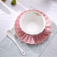 Tasses à thé et soucoupes en porcelaine écologiques turques imprimées sur mesure, vente en gros, forme irrégulière, finition rose glacée avec bord doré, pour cappuccino et café