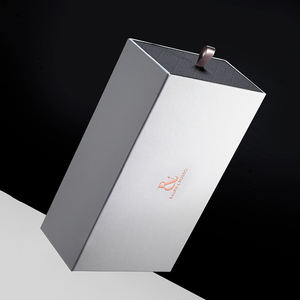 Kotak Hadiah Kertas Kemasan Kosmetik Karton Putih Mewah dengan Logo Kustom dan Tutup yang Dapat Dilepas - Product Image 3